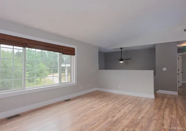 Photo 4 of Single family home for sale at 381 Mottes Ln, Gwinn, MI 49841 | MLS# 50219386 | Listing updated on 2026-09-19