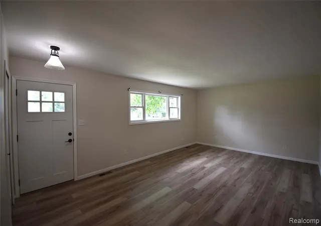 Photo 4 of Single family home for sale at 58085 Dulwich, Washington, MI 48094 | MLS# 60993445 | Listing updated on 2026-08-15