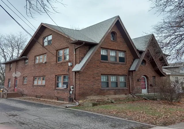2nd image of 108 N Thompson St, Jackson, MI 49202 | MLS# 50163508