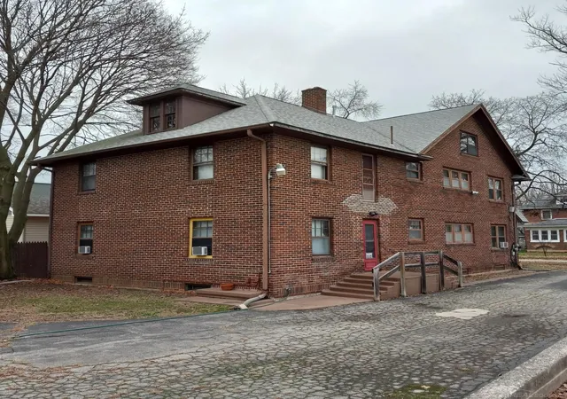 3rd image of 108 N Thompson St, Jackson, MI 49202 | MLS# 50163508