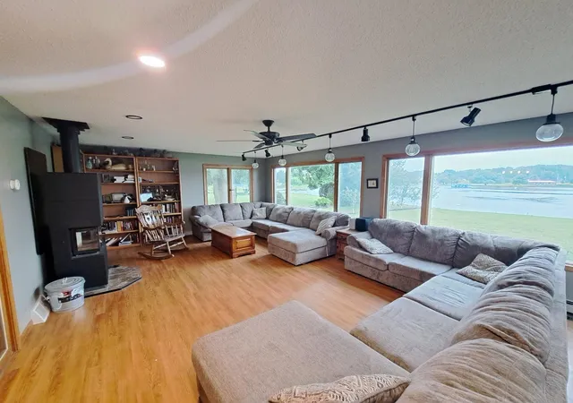 Photo 3 of Sale Pending at 421 Wilcox Pkwy, Clare, MI 48617 | MLS# 50217411 | Listing updated on 2026-09-15