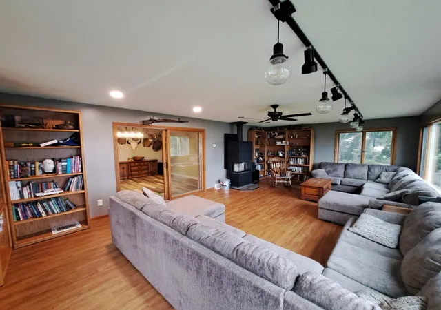 Photo 3 of Sale Pending at 421 Wilcox Pkwy, Clare, MI 48617 | MLS# 50217411 | Listing updated on 2026-09-15