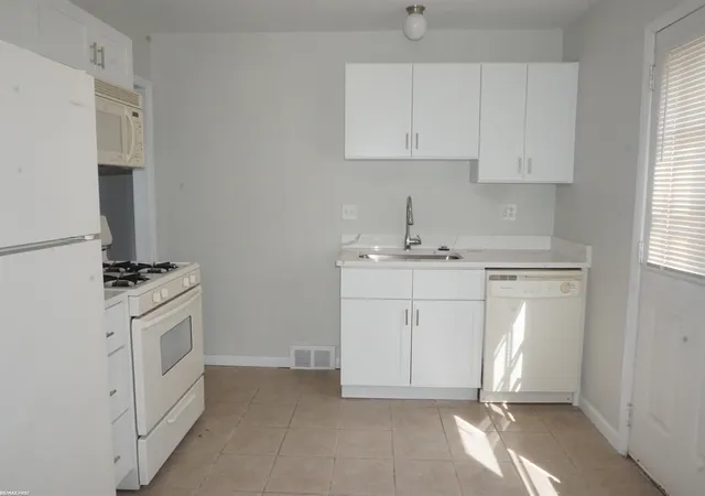 Photo 3 of Single family home for sale at 19616 Rosedale St, Saint Clair Shores, MI 48080 | MLS# 50214504 | Listing updated on 2026-09-12