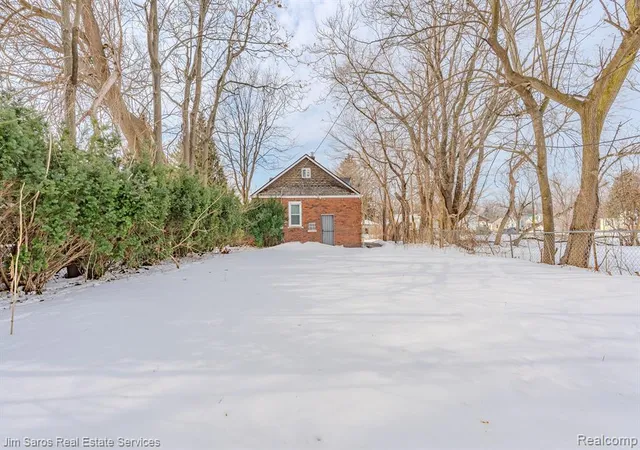 15th image of 17892 Bradford St, Detroit, MI 48205 | MLS# 60970540