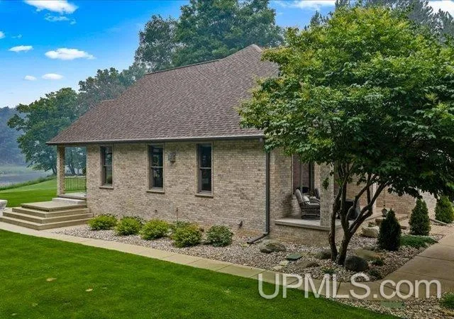 Photo 2 of Single family home for sale at 9045 N3 Ln, Gladstone, MI 49837 | MLS# 50211751 | Listing updated on 2026-08-07