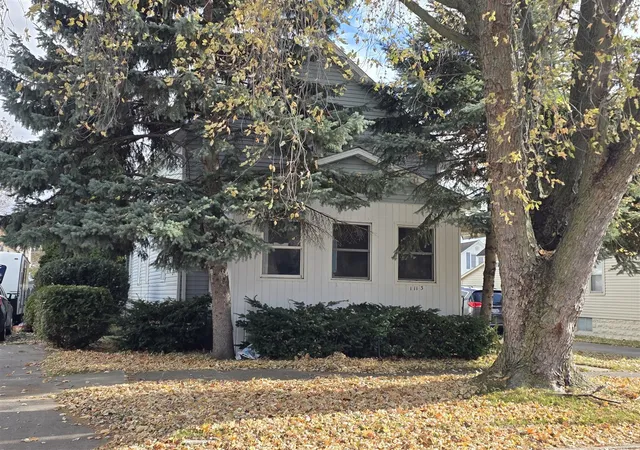 Homes for sale in Bay City, MI | 1113 S Grant St, Bay City, MI 48708 | MLS# 70505439