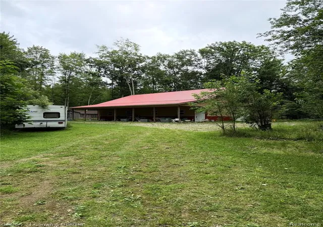Photo 1 of Single family home for sale at 1873 Pierce Rd, Caro, MI 48723 9576 | MLS# 61024768 | Listing updated on 2026-09-11