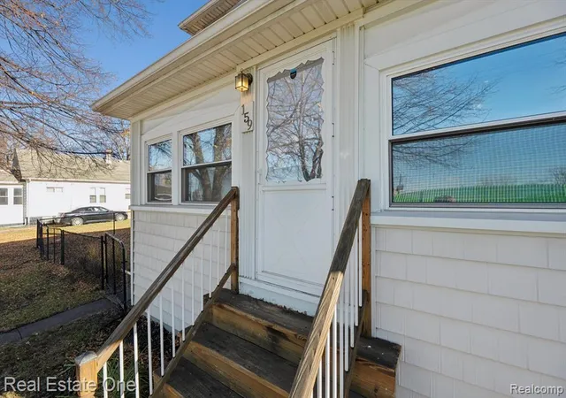 Homes for sale in River Rouge, MI | 159 Dwight St, River Rouge, MI 48218 | MLS# 61006728