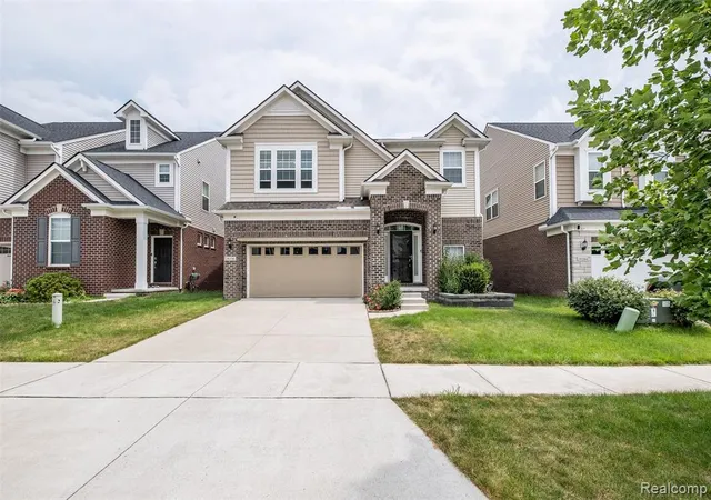 Photo 3 of Single family home for sale at 28296 Verona Dr, Novi, MI 48377 2133 | MLS# 61013485 | Listing updated on 2026-09-12