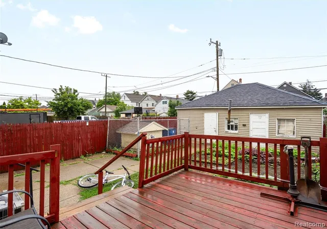 5th image of 11727 Fleming St, Hamtramck, MI 48212 | MLS# 60405984