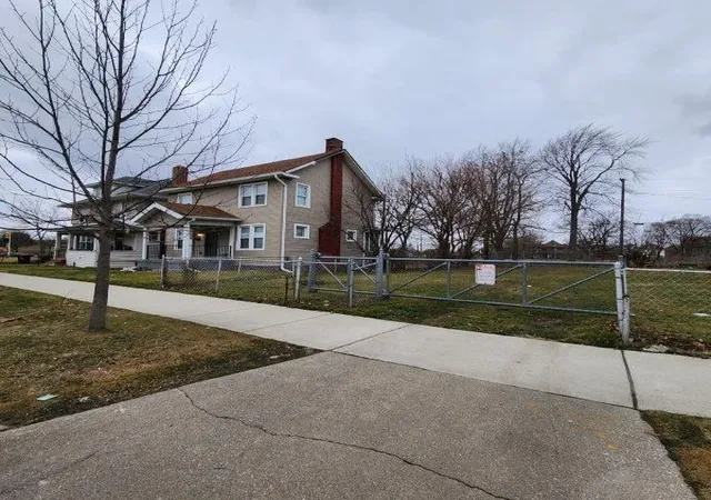 2nd image of 1704 W Euclid St, Detroit, MI 48206 | MLS# 60357115