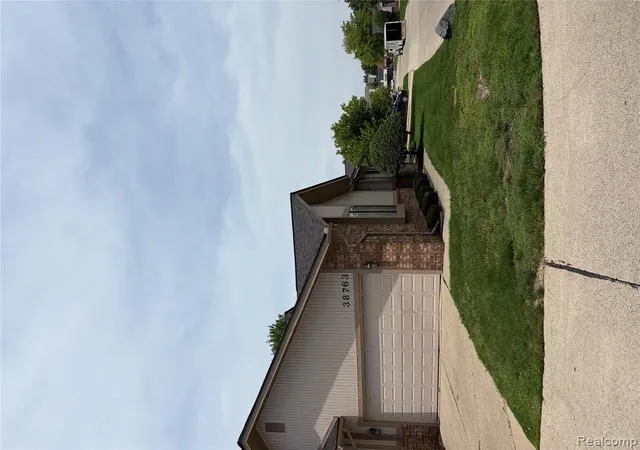 Homes for sale in Clinton Township, MI | 38763 Windmill Pointe, Clinton Township, MI 48038 | MLS# 61006912