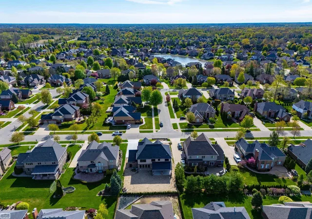 58th image of 54679 White Pine Ln, Shelby Twp, MI 48315 | MLS# 50206953