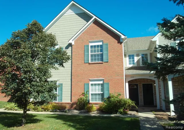 Homes for sale in Shelby Township, MI | 2009 Monarch Dr #3, Shelby Township, MI 48316 | MLS# 61001607