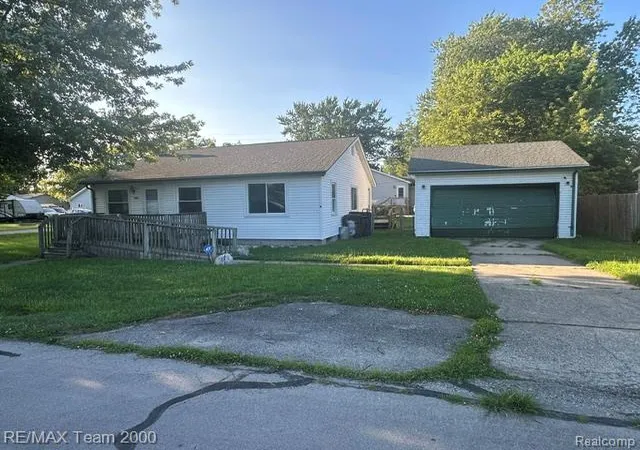 Photo 2 of Single family home for sale at 5601 Parkview St, Newport, MI 48166 9681 | MLS# 61014368 | Listing updated on 2026-08-27