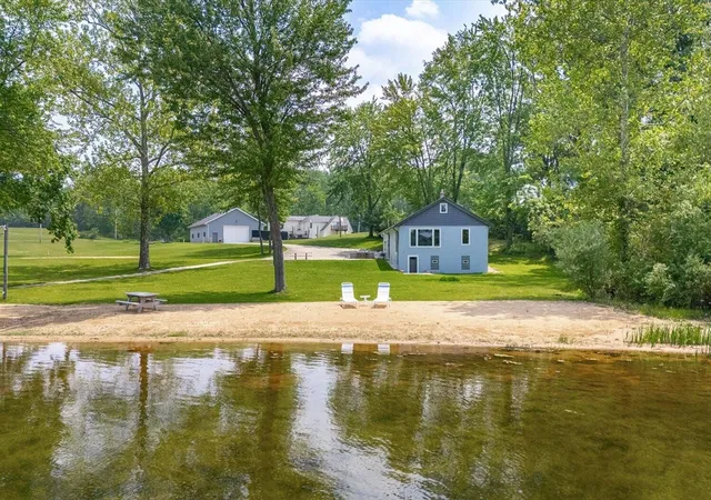4th image of 13754 45Th St, Bloomingdale, MI 49026 | MLS# 70535858