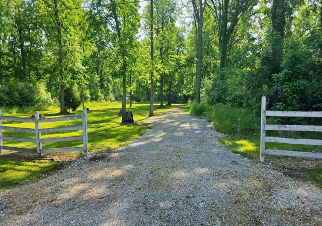 Homes for sale in Montrose, MI | 9270 Morrish Rd, Montrose, MI 48457 | MLS# 50210713