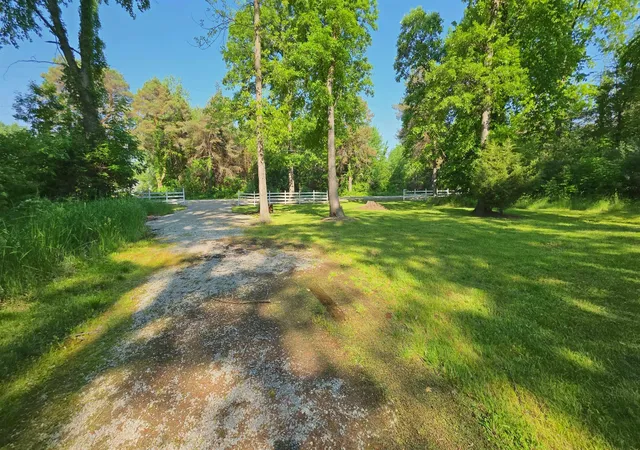 Homes for sale in Montrose, MI | 9270 Morrish Rd, Montrose, MI 48457 | MLS# 50210713