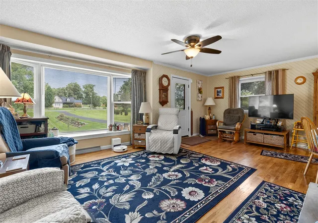 Photo 3 of Single family home for sale at 57109 Red Arrow Hwy, Lawrence, MI 49064 | MLS# 70553735 | Listing updated on 2026-09-08