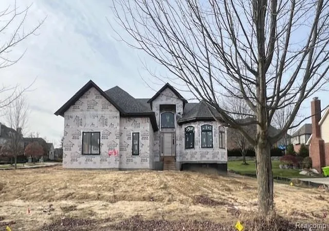 2nd image of 001 Fieldcrest, Rochester Hills, MI 48307 | MLS# 60965911