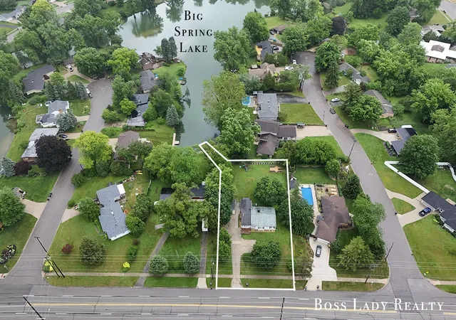 Photo 3 of Sale Pending at 3660 Wilson Ave, Grandville, MI 49418 | MLS# 70538214 | Listing updated on 2026-08-31