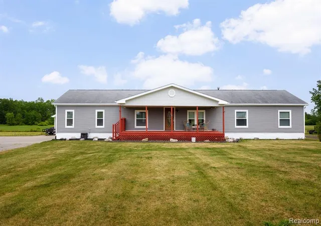 Homes for sale in Newport, MI | 7860 War Rd, Newport, MI 48166 | MLS# 61002349