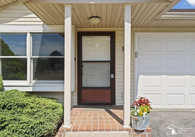 Homes for sale in Tecumseh, MI | 729 Clark St #18, Tecumseh, MI 49286 | MLS# 50210391