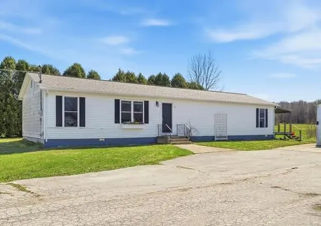 Homes for sale in Watervliet, MI | 68715 66th Ave, Watervliet, MI 49098 | MLS# 70524175