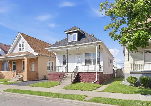 Homes for sale in Hamtramck, MI | 12122 Sobieski St, Hamtramck, MI 48212 | MLS# 61007243