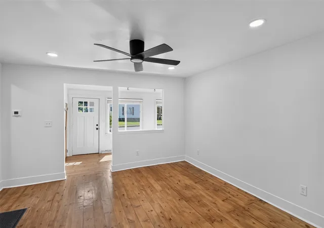 4th image of 314 Magnolia St, Three Oaks, MI 49128 | MLS# 70544315