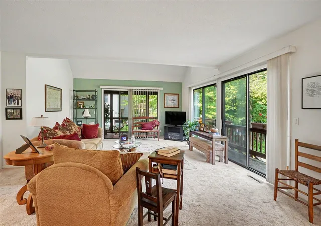 Photo 2 of Single family home for sale at 271 Fairway Ct #B, Plainwell, MI 49080 | MLS# 70554153 | Listing updated on 2026-09-09