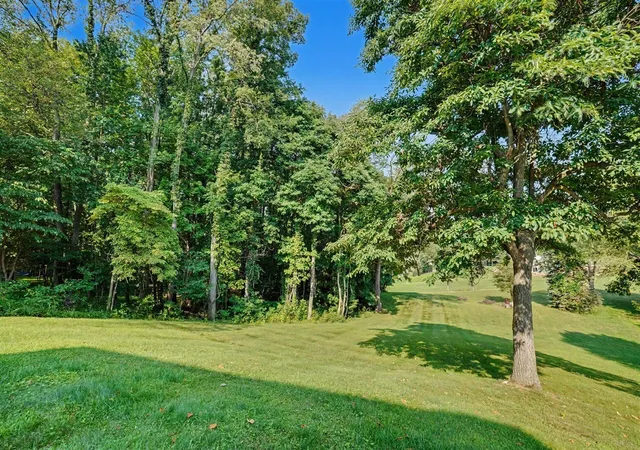 Photo 4 of Single family home for sale at 271 Fairway Ct #B, Plainwell, MI 49080 | MLS# 70554153 | Listing updated on 2026-10-01