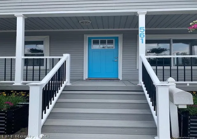 Photo 3 of Single family home for sale at 561 E Jarvis Ave, Hazel Park, MI 48030 | MLS# 61016376 | Listing updated on 2026-09-05