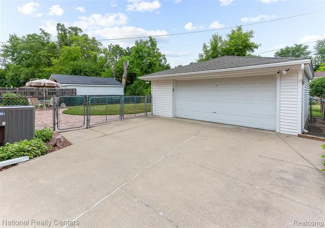 Homes for sale in Farmington Hills, MI | 23054 Cora Ave, Farmington Hills, MI 48336 | MLS# 61001293