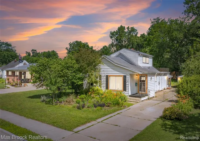 Homes for sale in Garden City, MI | 30066 Bock St, Garden City, MI 48135 | MLS# 61001014
