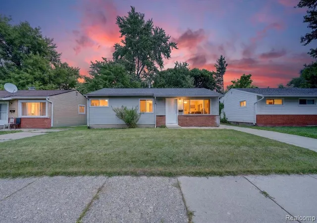 Photo 1 of Single family home for sale at 21910 Eastwood St, Oak Park, MI 48237 | MLS# 61022346 | Listing updated on 2026-08-19