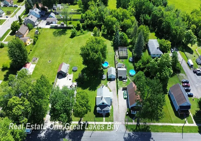 Homes for sale in Saginaw, MI | 3236 Elm St, Saginaw, MI 48604 | MLS# 50212236
