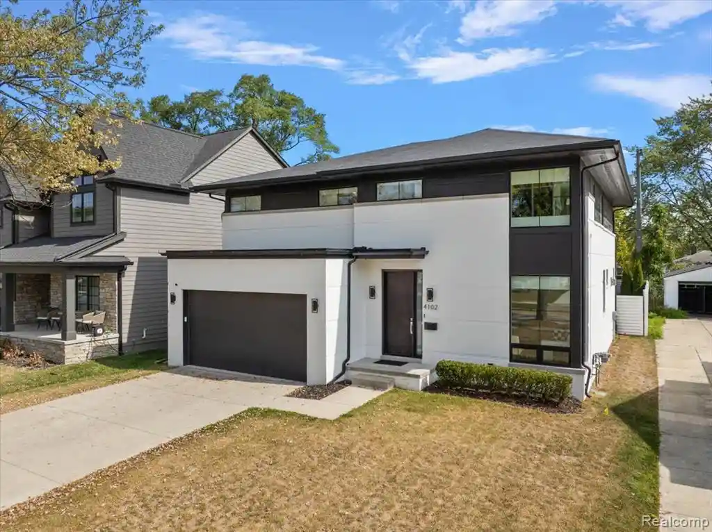 Photo 1 of Single family home for sale at 4102 Woodland Ave, Royal Oak, MI 48073 | MLS# 61040214 | Listing updated on 2026-10-20