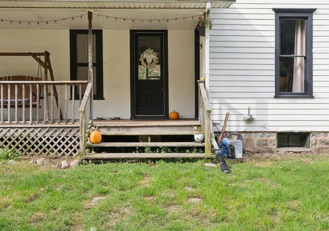 4th image of 25160 F Dr, Albion, MI 49224 | MLS# 70500564