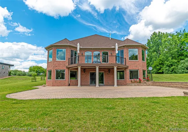 Photo 4 of Single family home for sale at 2400 Inwood Rd, Washington, MI 48095 | MLS# 61005518 | Listing updated on 2026-07-07