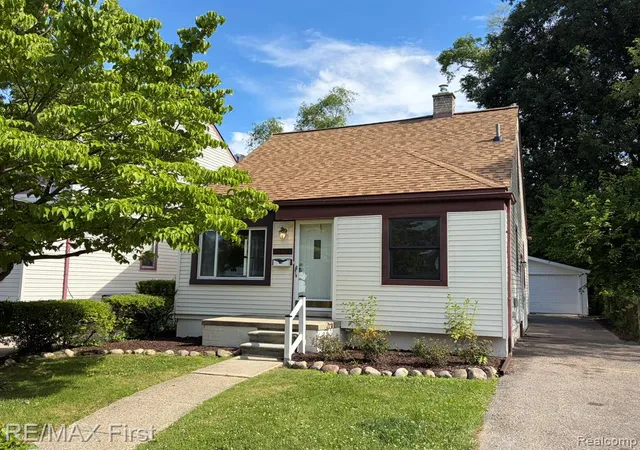 Homes for sale in Redford, MI | 25028 Midland, Redford, MI 48239 | MLS# 61005737