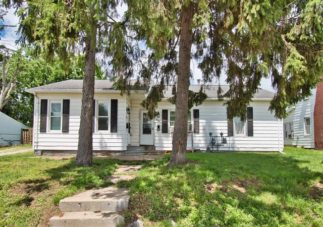 3rd image of 931 Cherry St, Niles, MI 49120 | MLS# 70540344