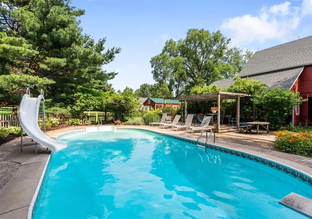 image of 6475 Olive Branch Rd, Galien, MI 49113 | MLS# 70515532