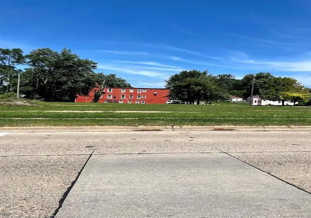 Photo 1 of Land for sale at 505 Auburn, Pontiac, MI 48342 | MLS# 40210056 | Listing updated on 2026-08-17
