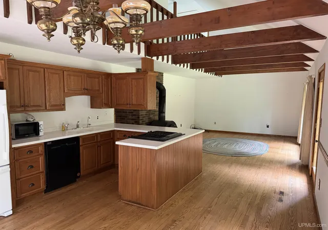 Photo 3 of Single family home for sale at W7230 Marquis Rd, Amberg T Wi, WI 54102 | MLS# 50215851 | Listing updated on 2026-08-25