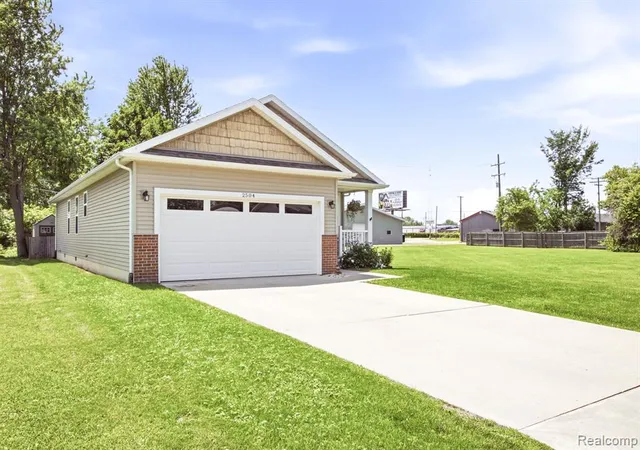 Homes for sale in Port Huron, MI | 2504 John L St, Port Huron, MI 48060 | MLS# 61004497