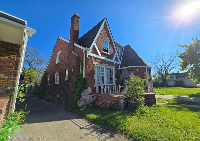 Photo 2 of Single family home for sale at 7607 Dobel St, Detroit, MI 48234 3913 | MLS# 61002015 | Listing updated on 2026-10-21