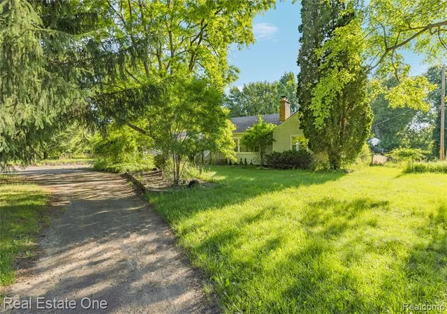 Homes for sale in Clarkston, MI | 9585 N Eston Rd, Clarkston, MI 48348 | MLS# 61005845