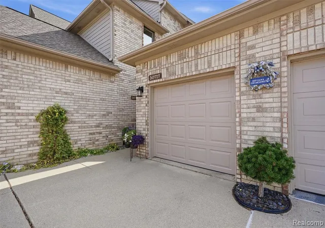 Photo 3 of Sale Pending at 50717 Harbour View Dr, New Baltimore, MI 48047 | MLS# 61023827 | Listing updated on 2026-10-10