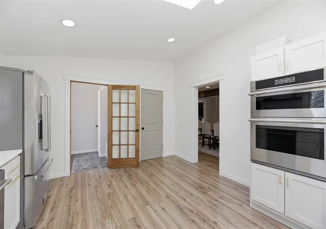 Photo 4 of Single family home for sale at 2719&2725 S Cleveland Ave, Saint Joseph, MI 49085 | MLS# 70545117 | Listing updated on 2026-09-02